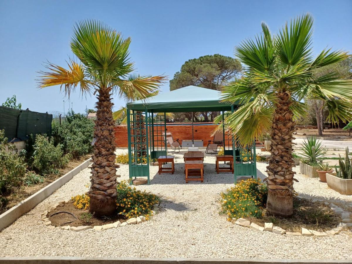 Turtle Island Apartments Santa Croce Camerina Eksteriør bilde